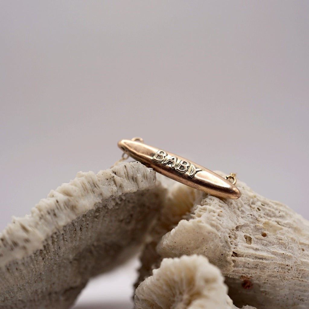 Beautiful BABY, 9ct Gold Necklace