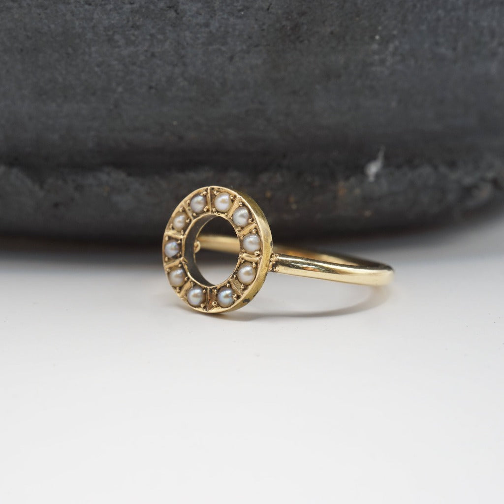 9ct Gold Seed pearl circle ring