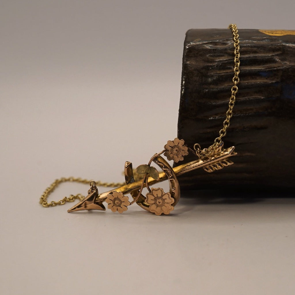 Gold Cupid's Arrow and Horseshoe Necklace, Badgers Velvet
