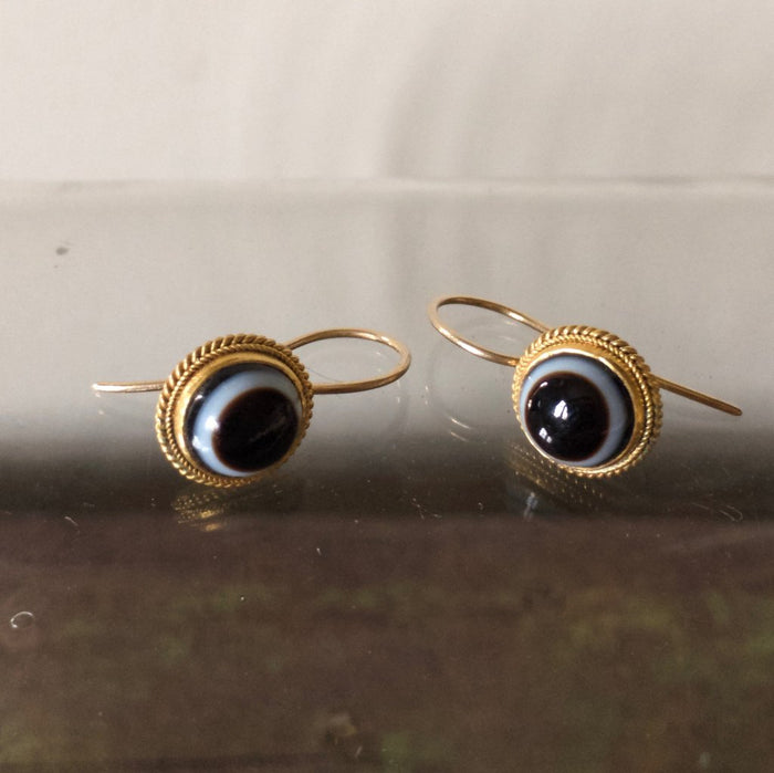 Antique 14ct Gold & Banded Agate 'Eye' Earrings.