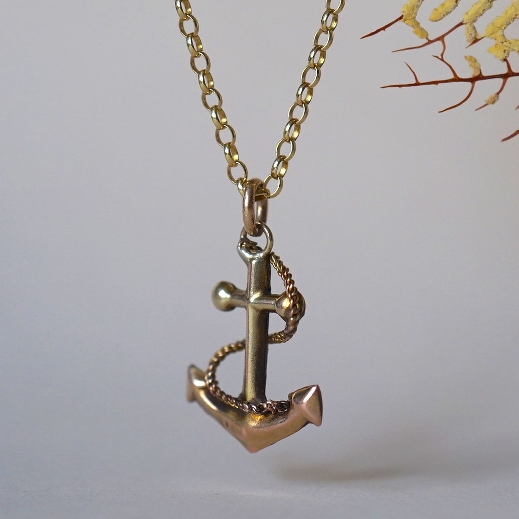 9ct Gold Antique Anchor Necklace Badger's Velvet