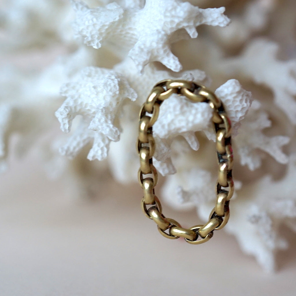 Gold Belcher Chain Rings