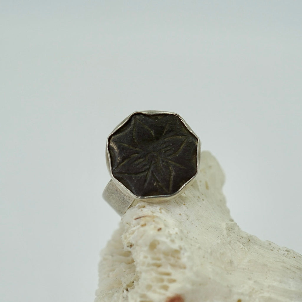 Etched Bronze Flower Star Silver Ring