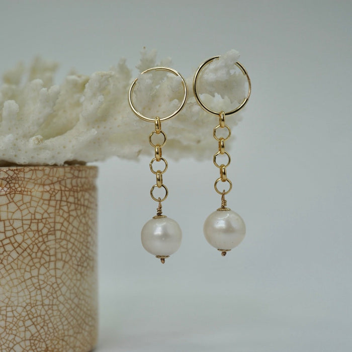 Pearl and  gold chain hoop earrings 