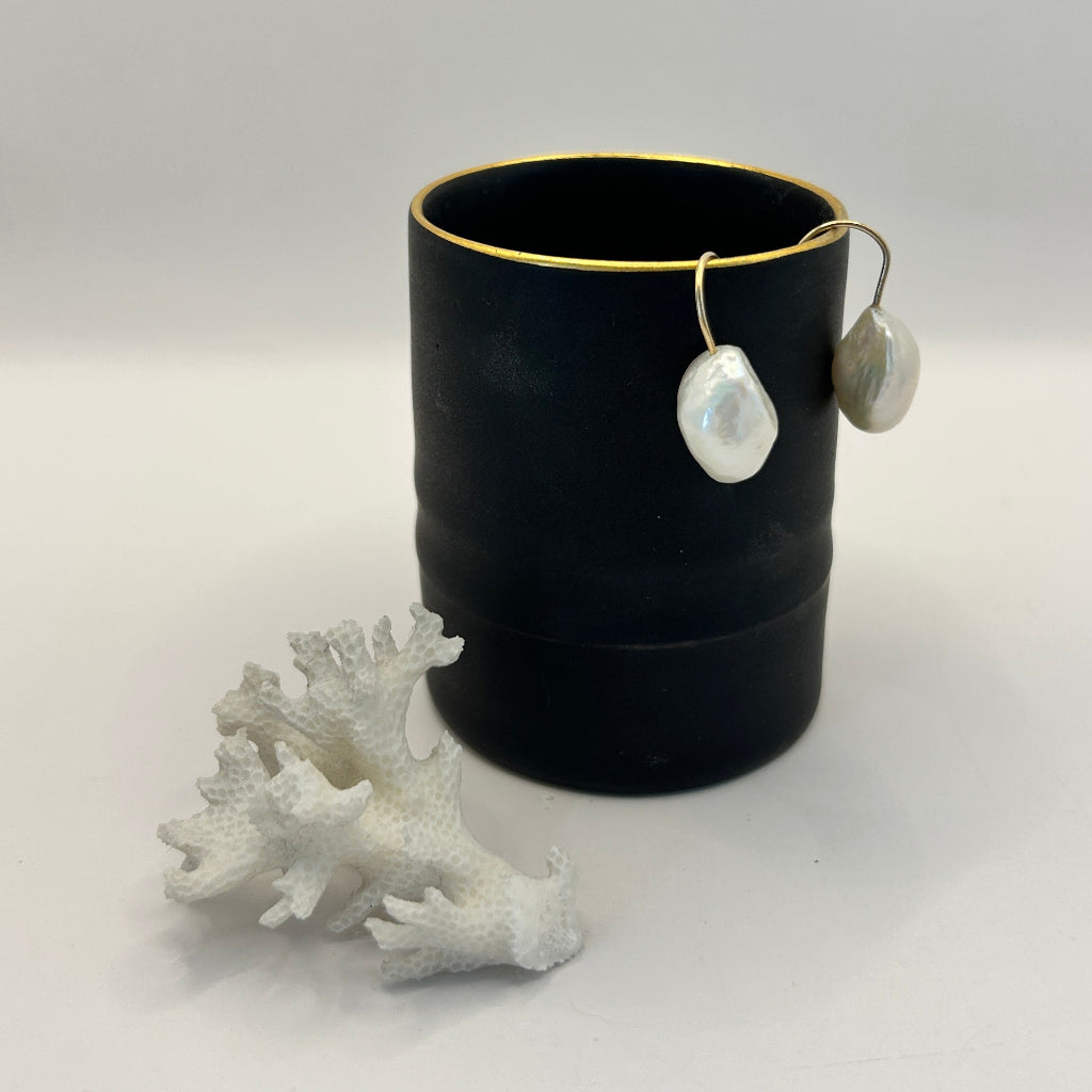 Baroque pearl hook earrings 