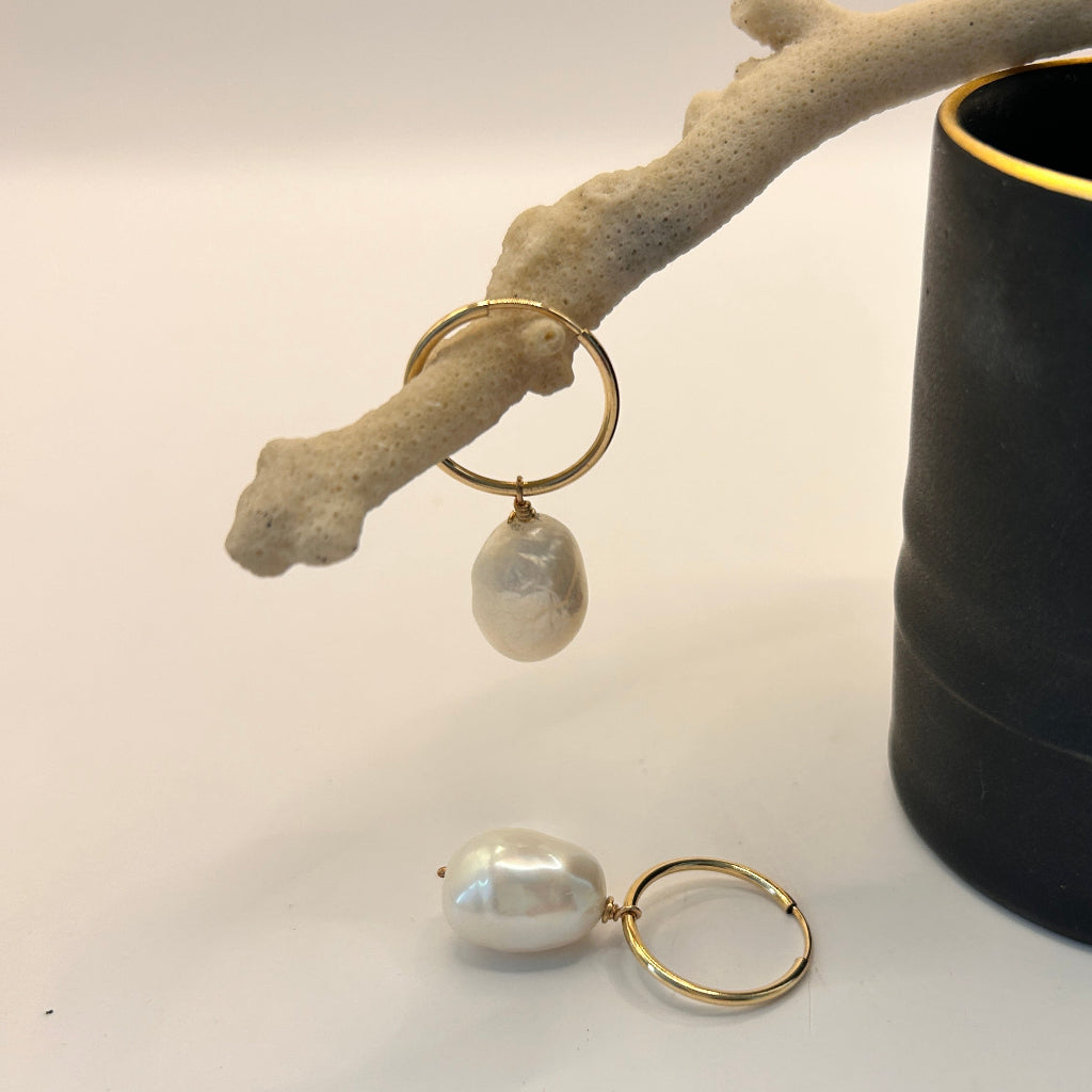 Baroque pearl hoops