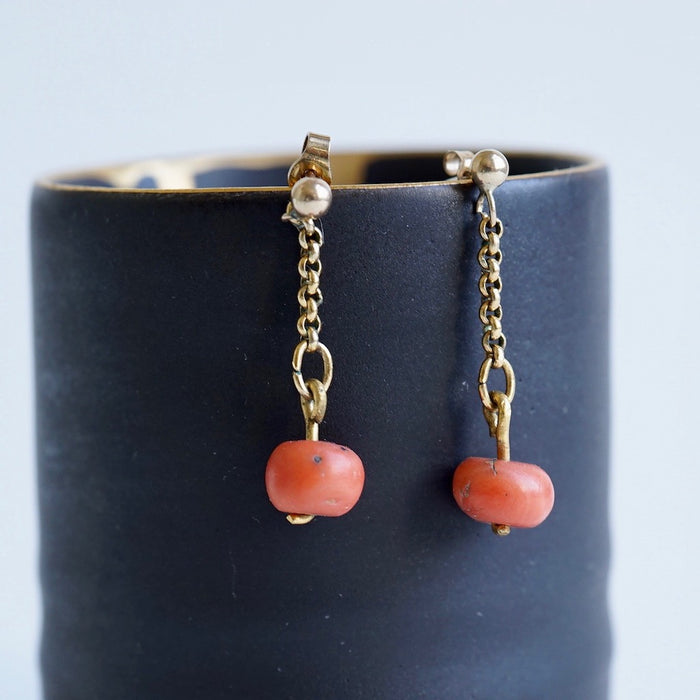 Antique Amber Beads and Gold Chain Hook Earrings.