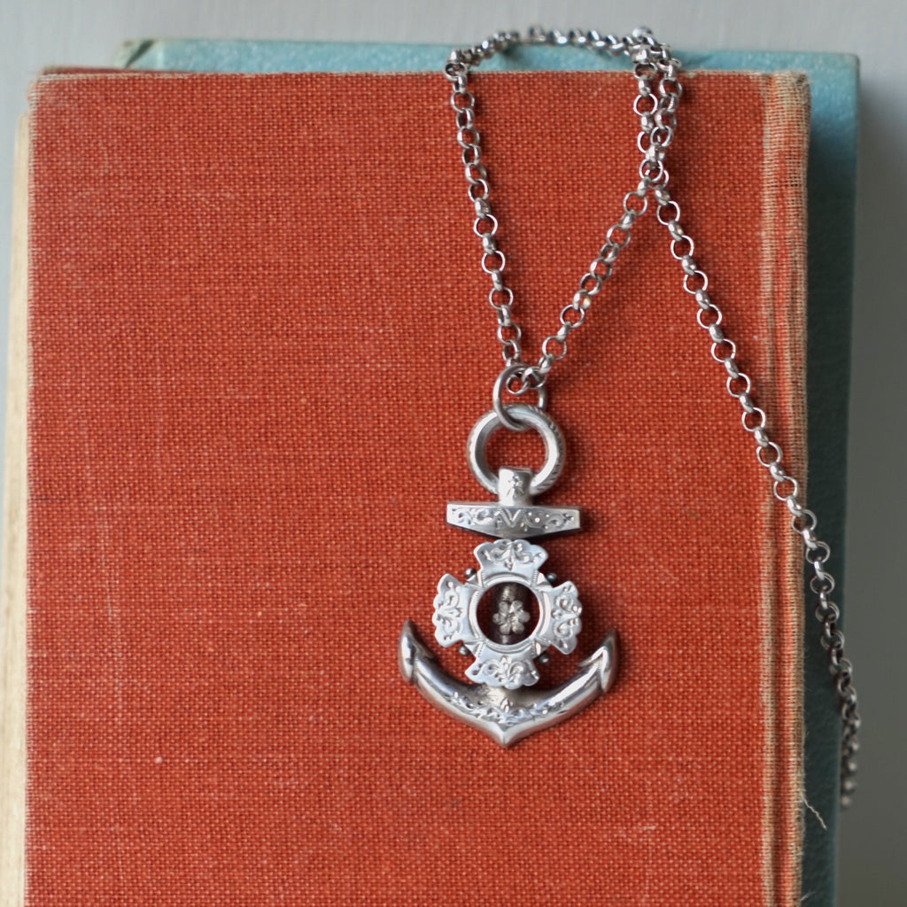 Antique Silver Anchor Belcher chain
