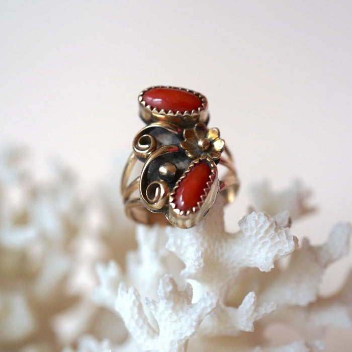 Vintage Gold and Coral Ring