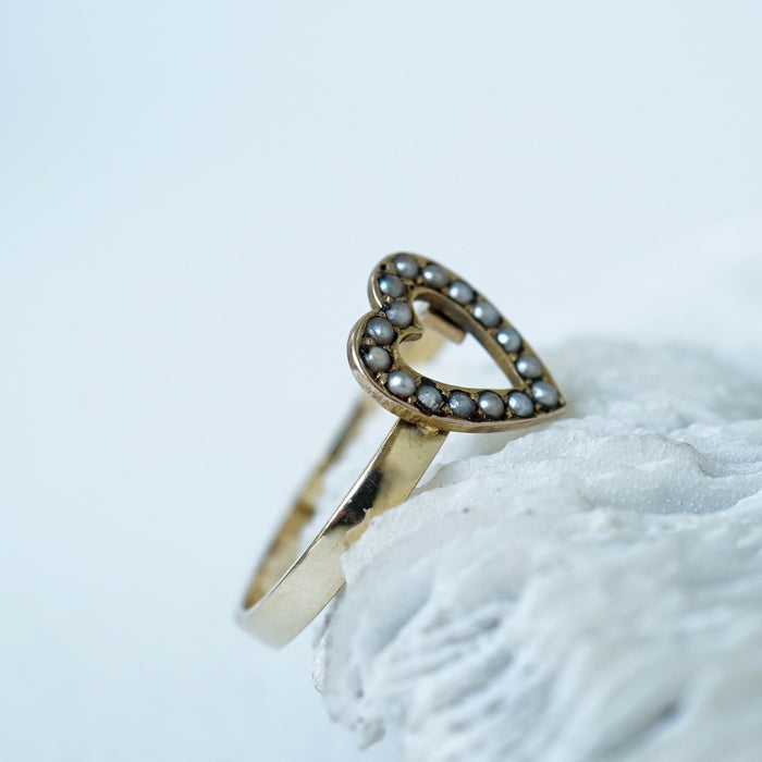 9ct Gold Seed Pearl Antique Heart Ring