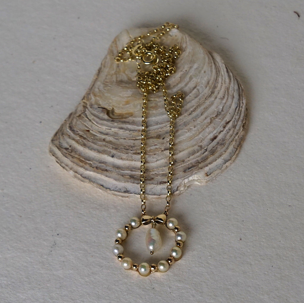 9ct Gold and Seed pearl Lover's Eye Necklace. Badger's Velvet