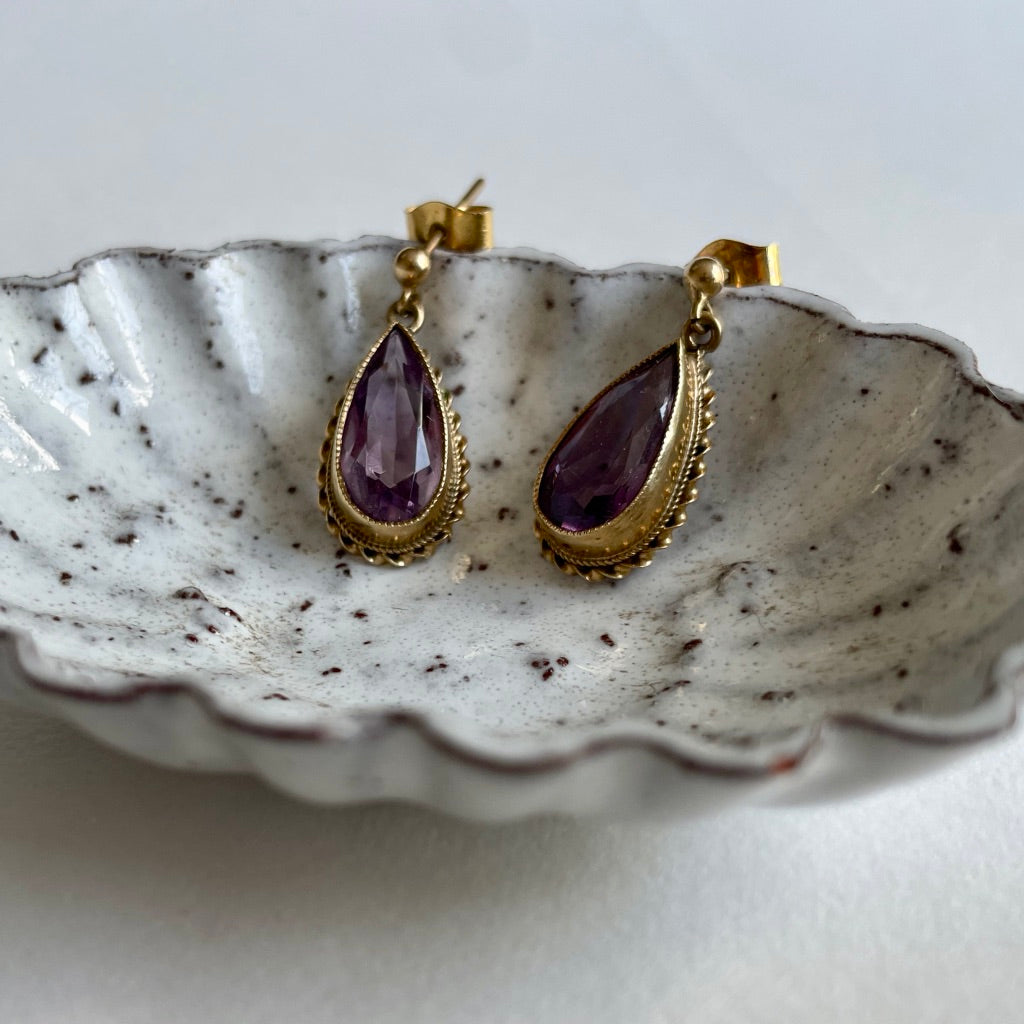 Beautiful 9ct Gold and Amethyst Teardrop Earrings